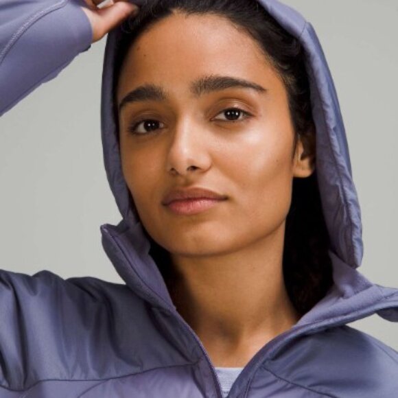 LULULEMON Down for It All Jacket Peri Purple Removable Hood- SZ4 - Picture 6 of 12